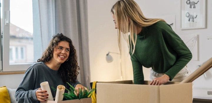 Choosing roommate
